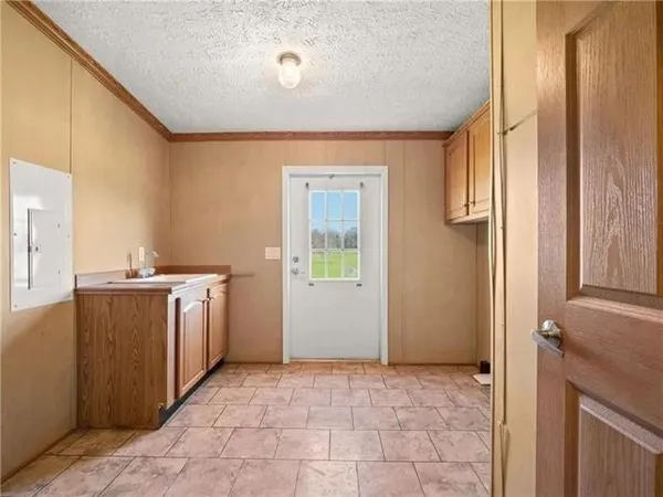 $208,000 | 1701 Palmer Chapel Road, Pineville, LA 71360