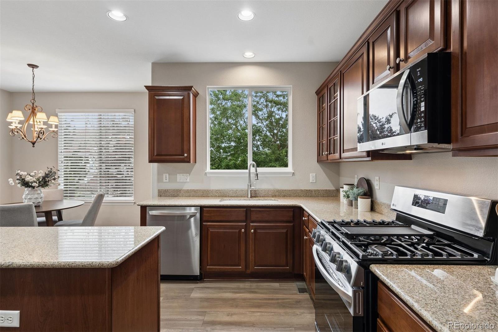 10863 Towerbridge Road Highlands Ranch, CO 80130 - Photo 13 of 42