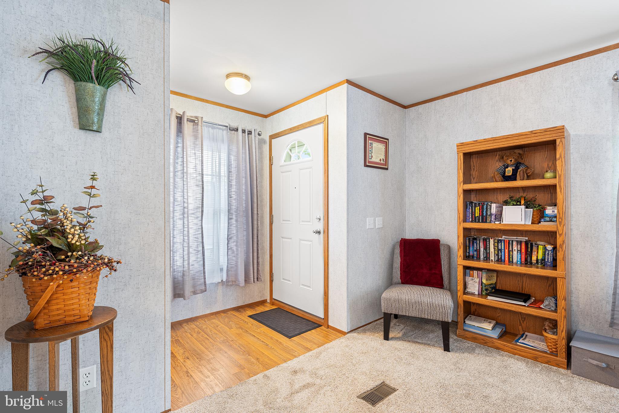 474 Barrington Road Macungie, PA 18062 - Photo 17 of 28 a living room with furniture and a potted plant