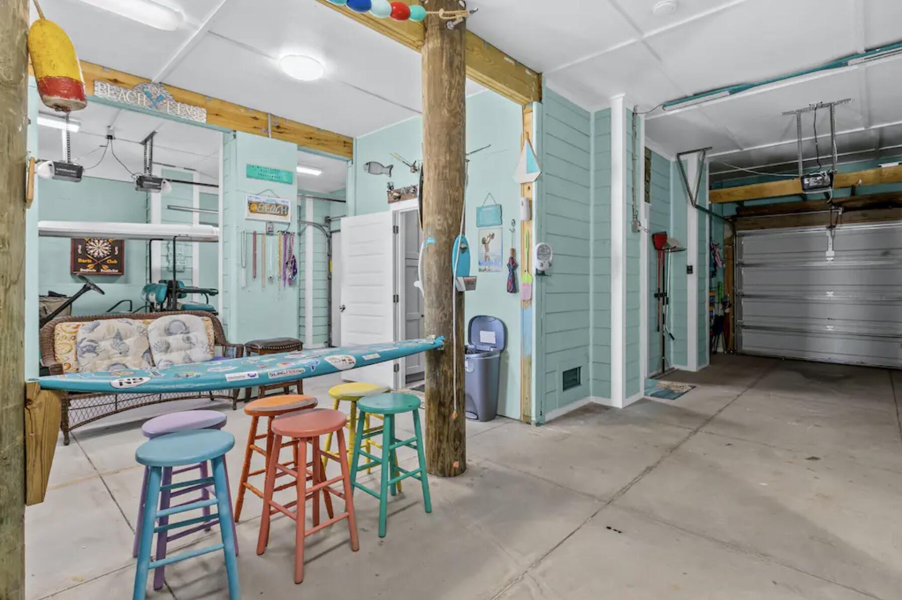 1422 Seaside Circle Navarre, FL 32566 - Photo 29 of 42 a view of an outdoor space