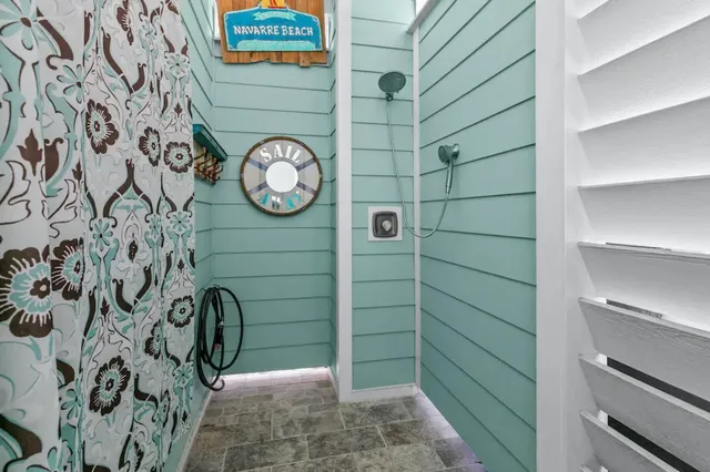 $1,750,000 | 1422 Seaside Circle, Navarre, FL 32566