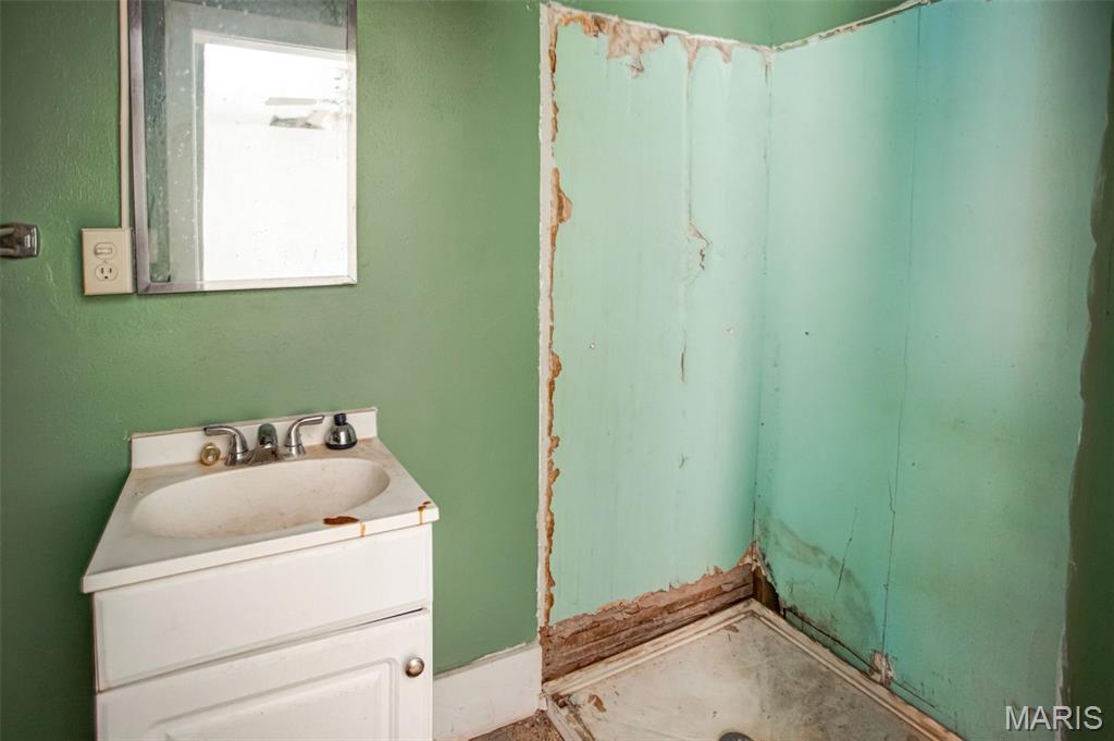 208 North County Road Hardin, IL 62047 - Photo 31 of 75