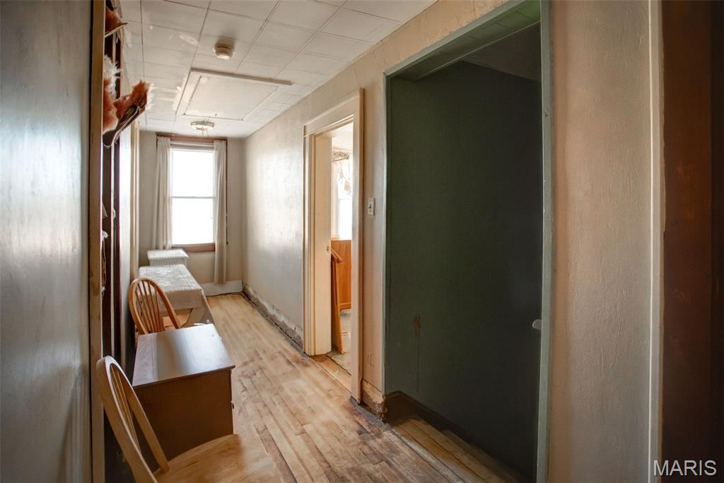 208 North County Road Hardin, IL 62047 - Photo 36 of 75