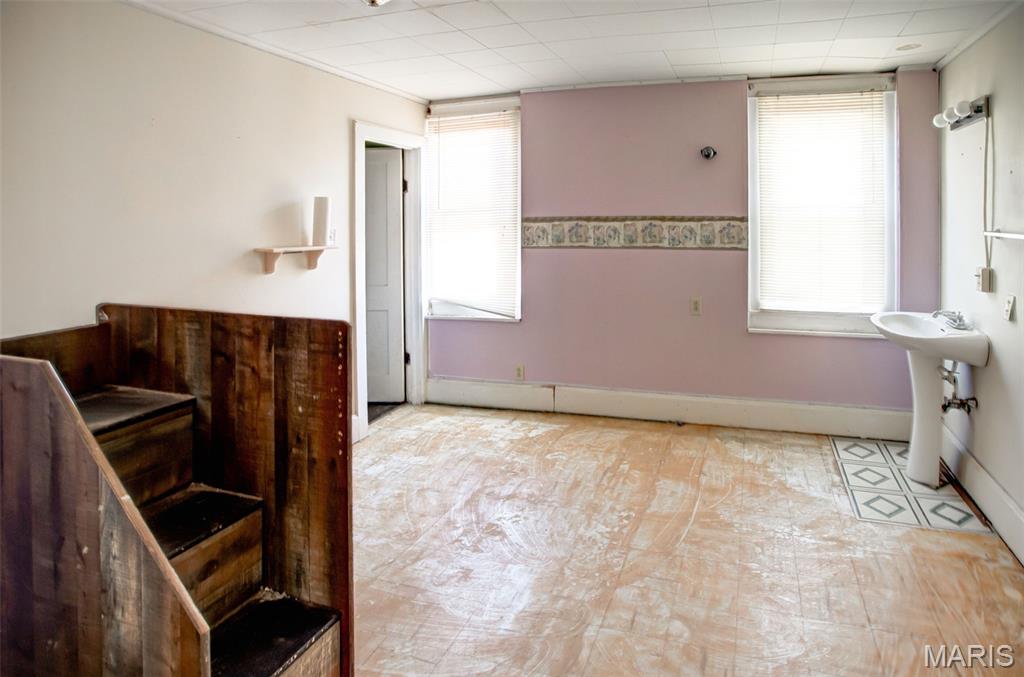 208 North County Road Hardin, IL 62047 - Photo 45 of 70