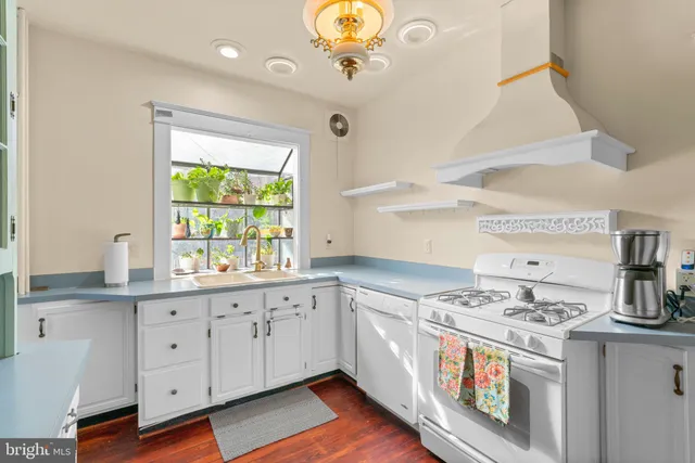 $292,000 | 2409 Poplar Drive, Baltimore, MD 21207