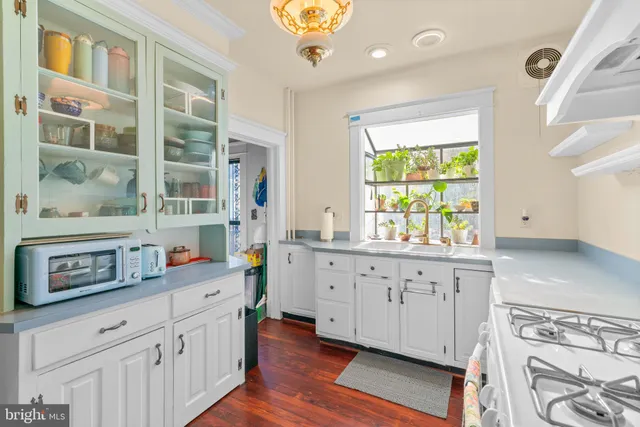 $292,000 | 2409 Poplar Drive, Baltimore, MD 21207