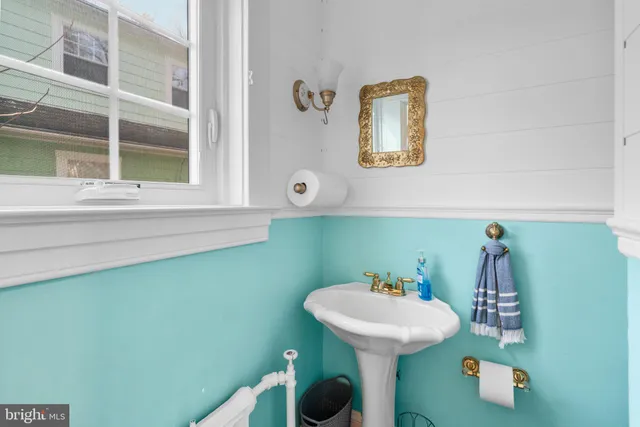 $292,000 | 2409 Poplar Drive, Baltimore, MD 21207