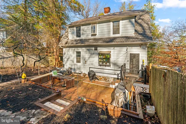 $292,000 | 2409 Poplar Drive, Baltimore, MD 21207