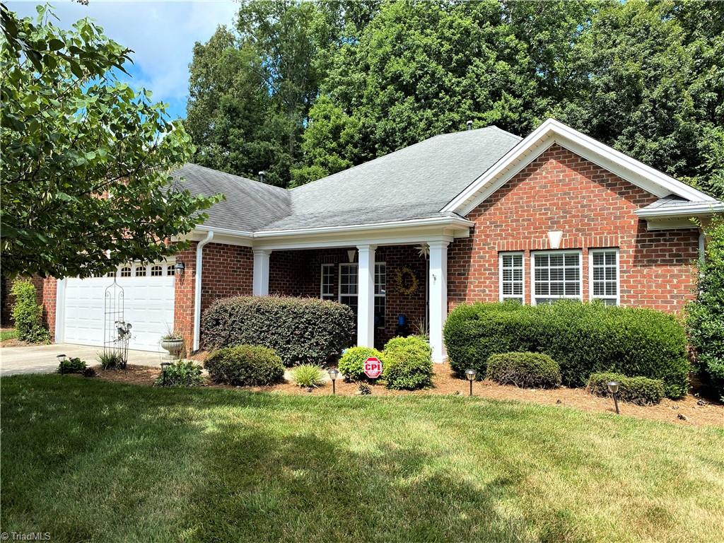 Lovely home in North Davidson county.  Fantastic finishes and features. Move -in ready.
