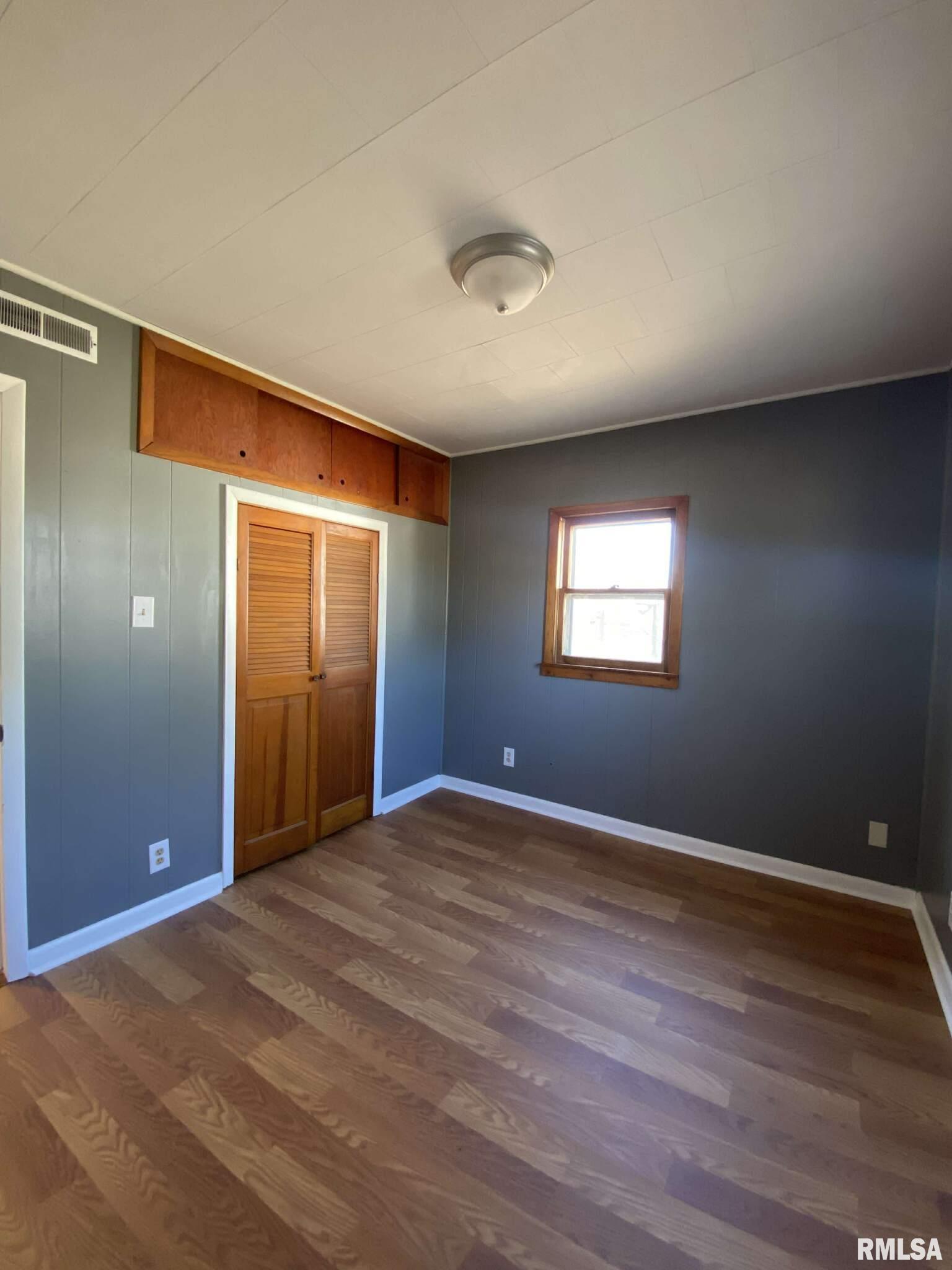 313 East Webster Street Herrin, IL 62948 - Photo 11 of 18