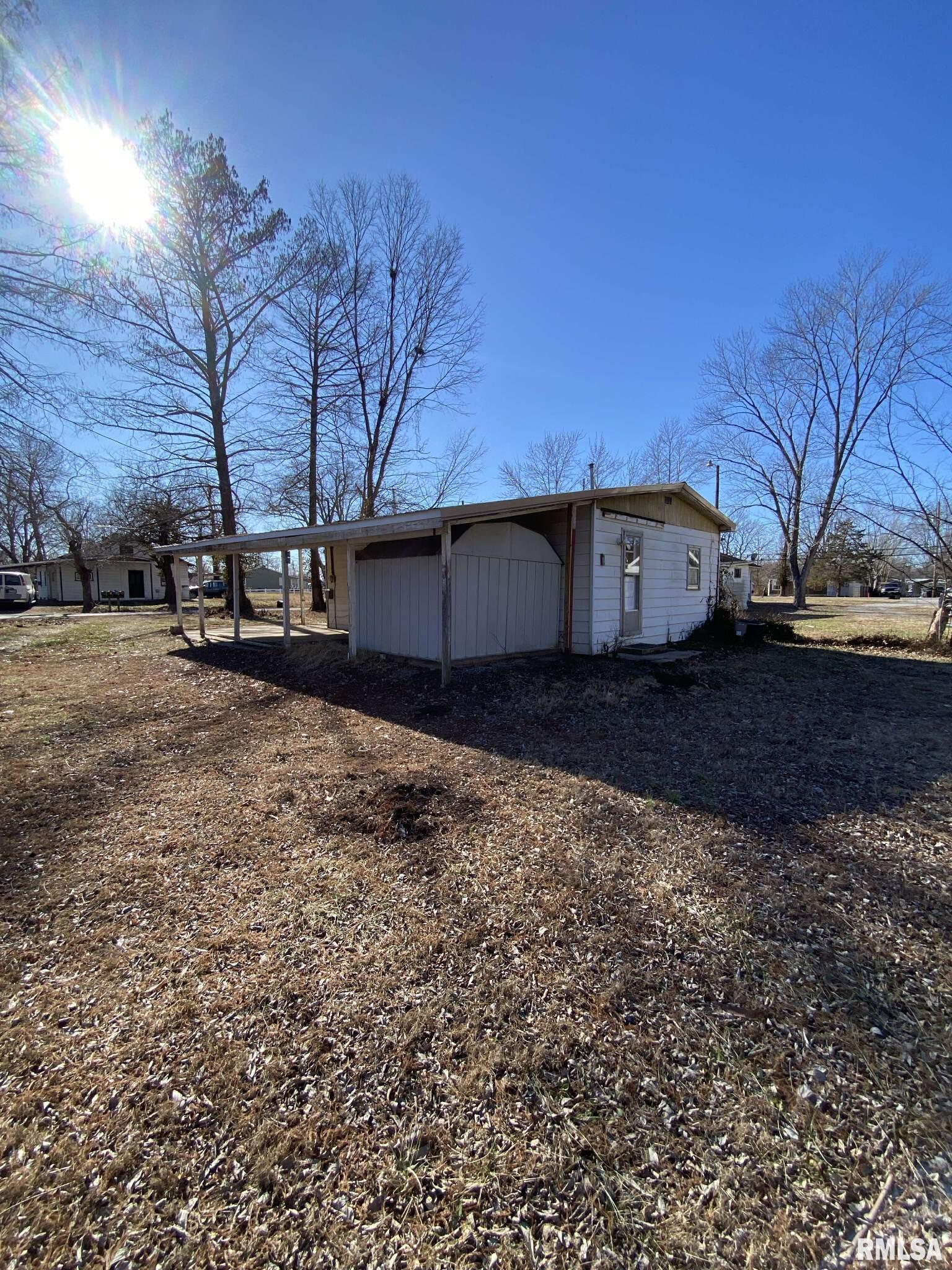 313 East Webster Street Herrin, IL 62948 - Photo 16 of 18