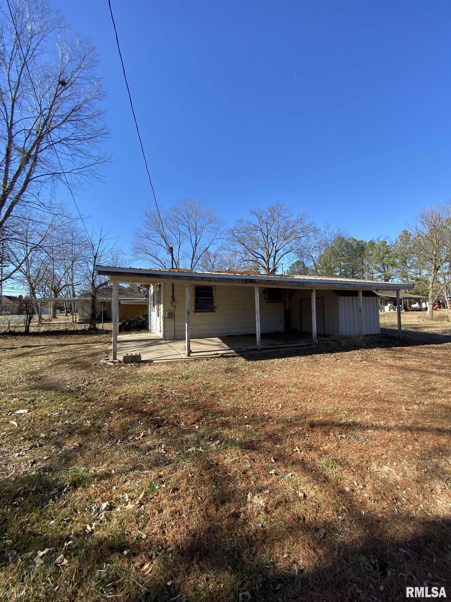 313 East Webster Street Herrin, IL 62948 - Photo 3 of 18