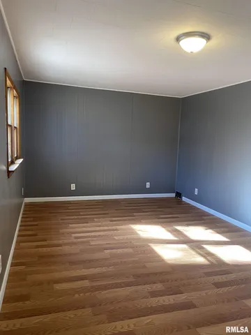 $35,000 | 313 East Webster Street, Herrin, IL 62948