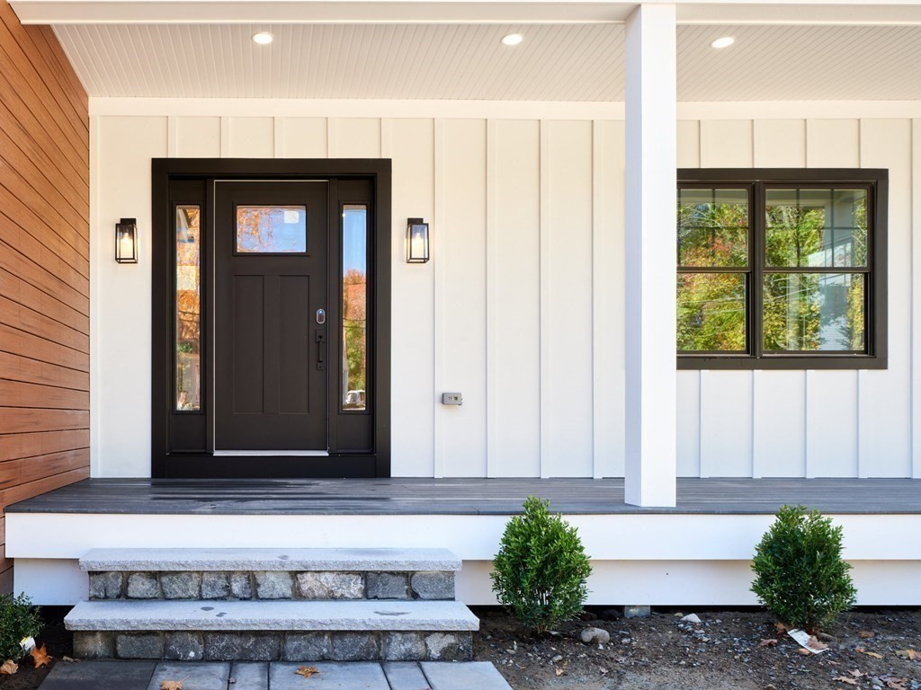 128 Pearl Street Reading, MA 01867 - Photo 4 of 42