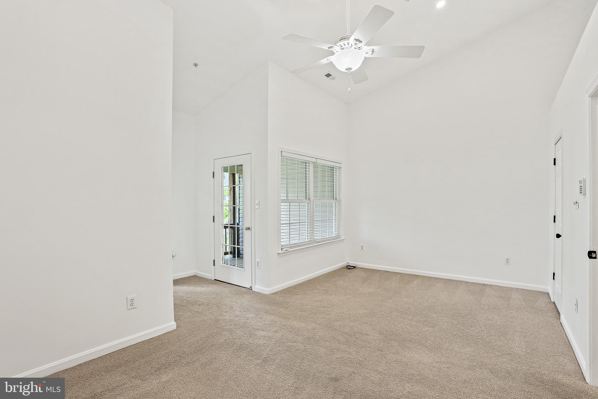 11044 Birchtree Lane, Unit 26 Laurel, MD 20723 - Photo 15 of 37 Owner's Suite