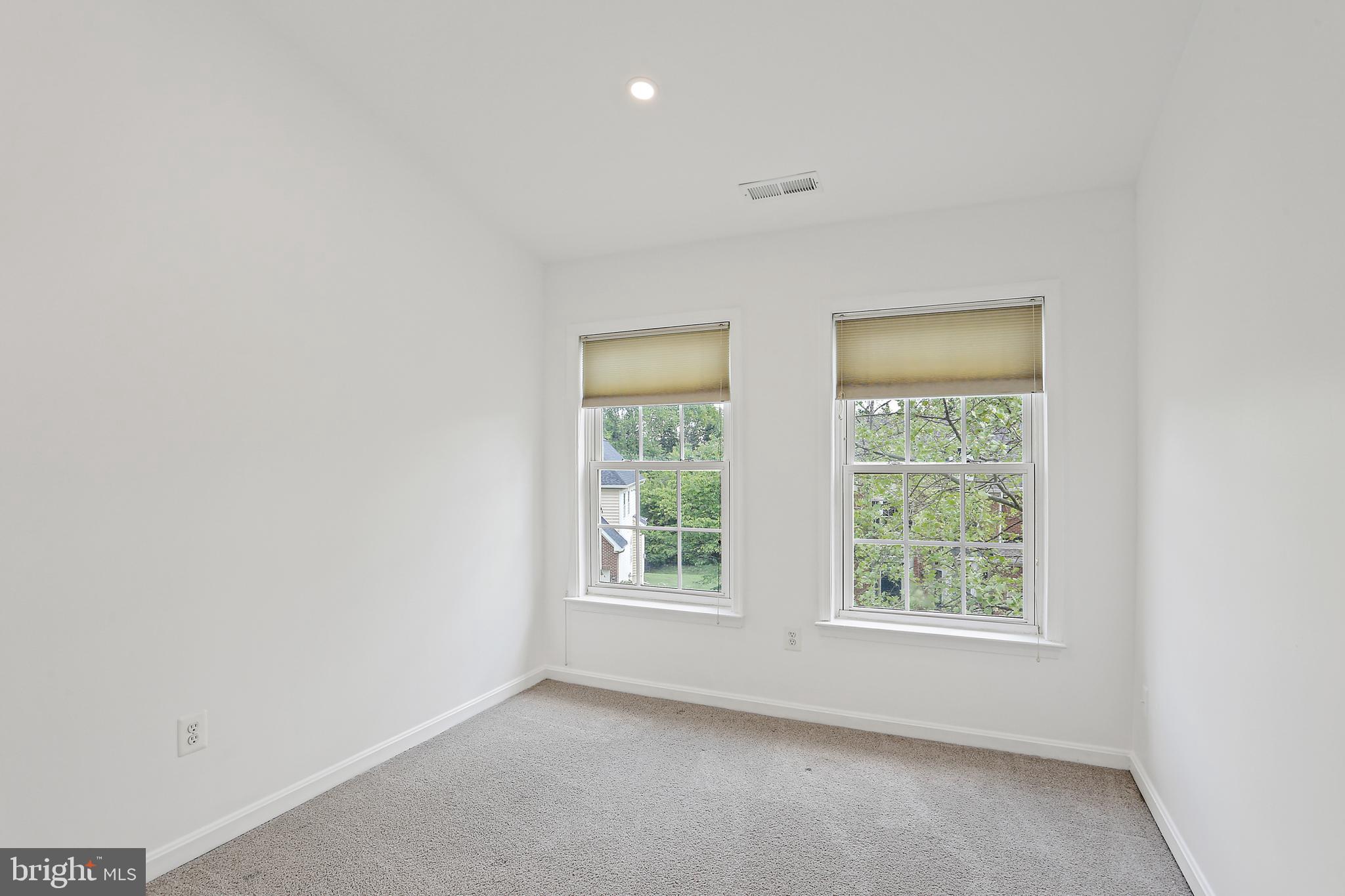 11044 Birchtree Lane, Unit 26 Laurel, MD 20723 - Photo 28 of 37 Bedroom 3