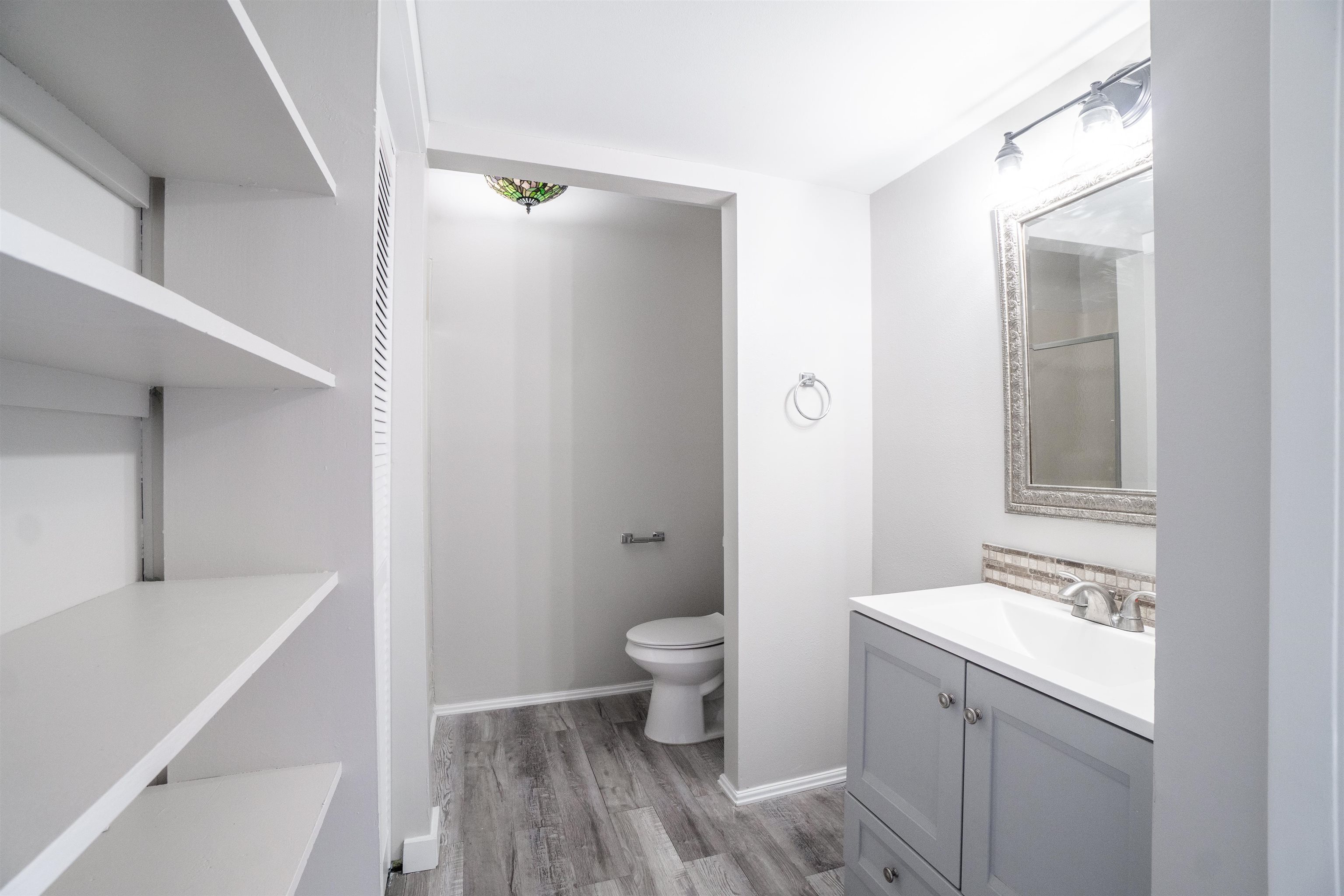 152 Windmill Ridge Road, Unit B Gulf Shores, AL 36542 - Photo 22 of 40 Bathroom