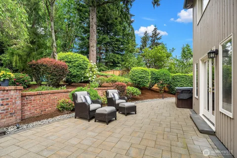 $1,498,000 | 23228 Southeast 15th Court, Sammamish, WA 98075