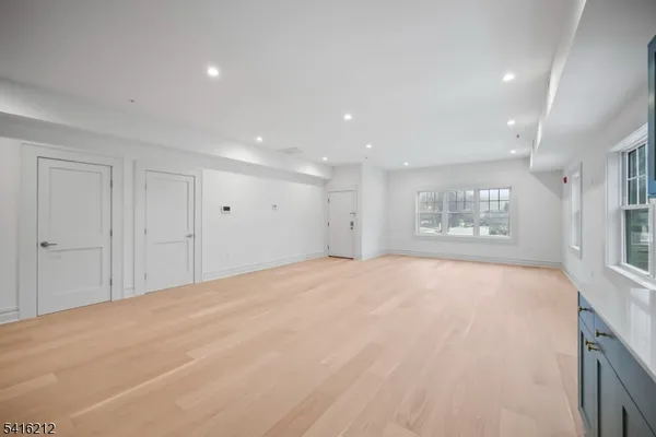 $3,450 | 1209 Littleton Road, Unit E, Morris Plains, NJ 07950