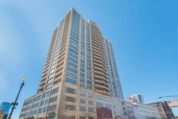 $2,600 | 200 North Jefferson Street, Unit 1503, Chicago, IL 60661