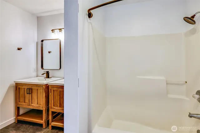 $2,500 | 6585 Northeast Prospect Street, Suquamish, WA 98392