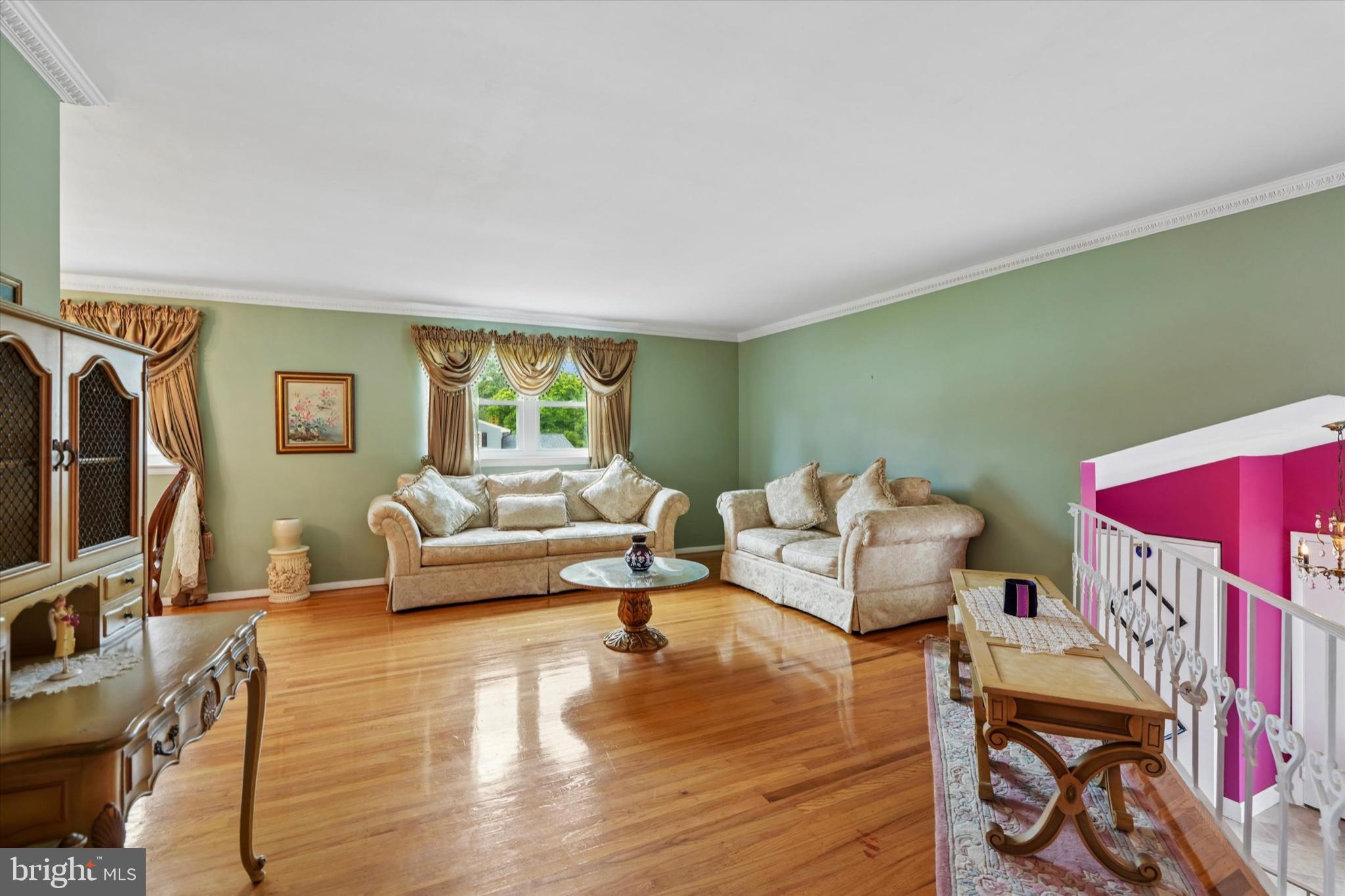 257 Hemlock Lane Springfield, PA 19064 - Photo 9 of 25 Gallery Image 9