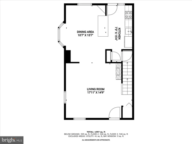 a picture of a wall with a white wall