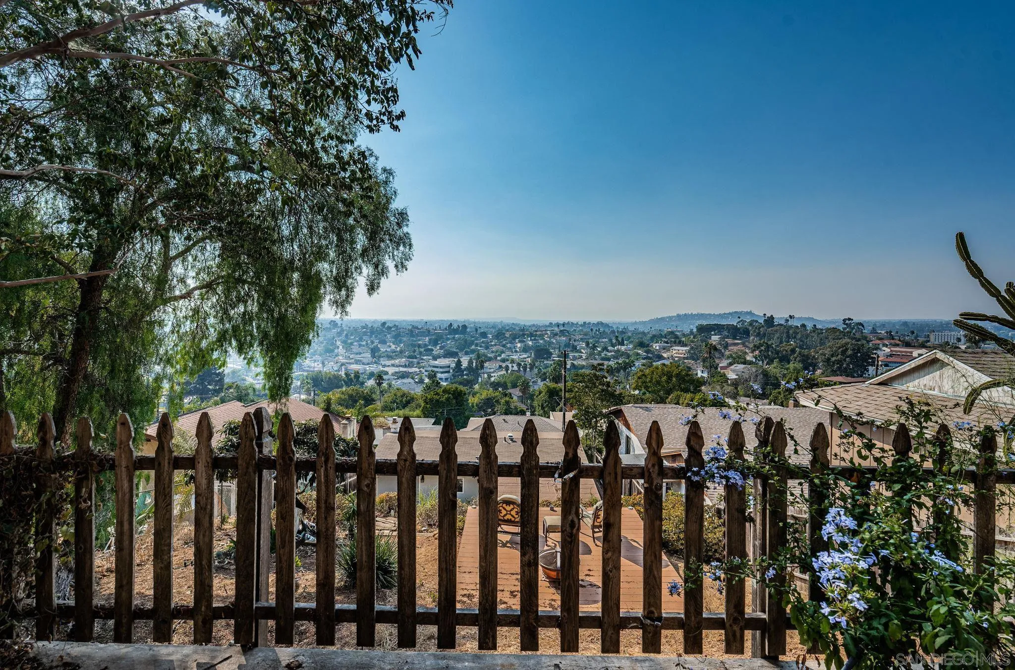 8046 Pasadena Avenue La Mesa, CA 91941 - Photo 23 of 32 a view of a wooden fence