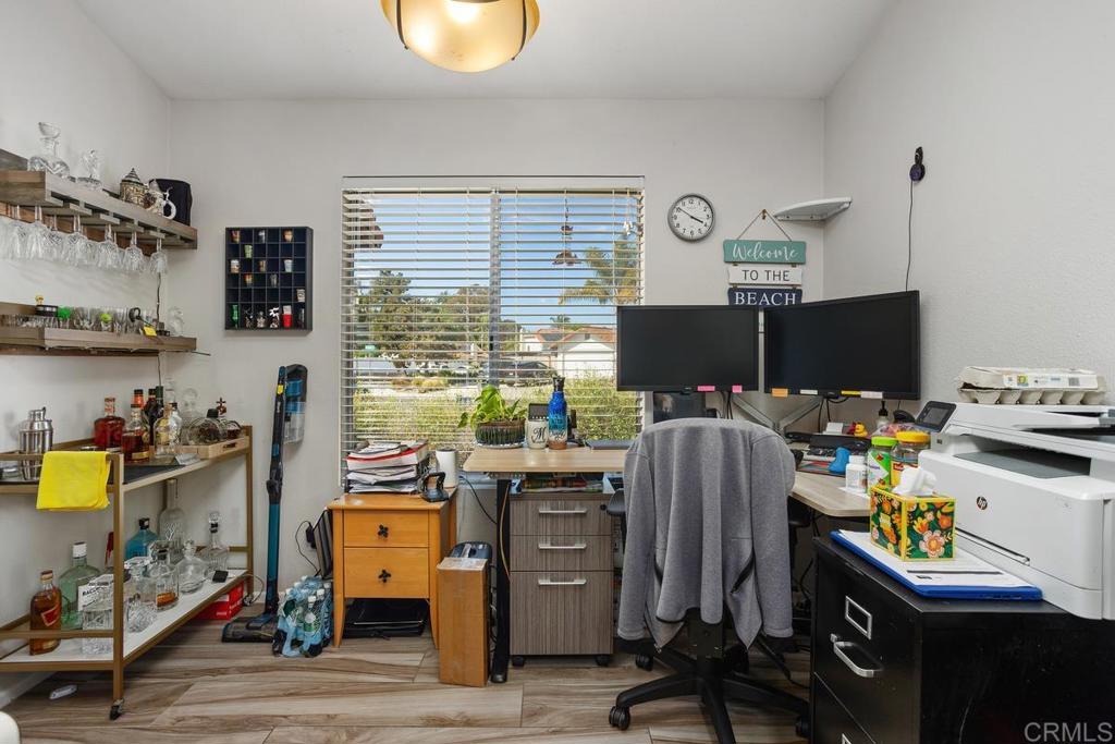 4616 Arrowhead Court Oceanside, CA 92056 - Photo 24 of 50 a room with a workspace