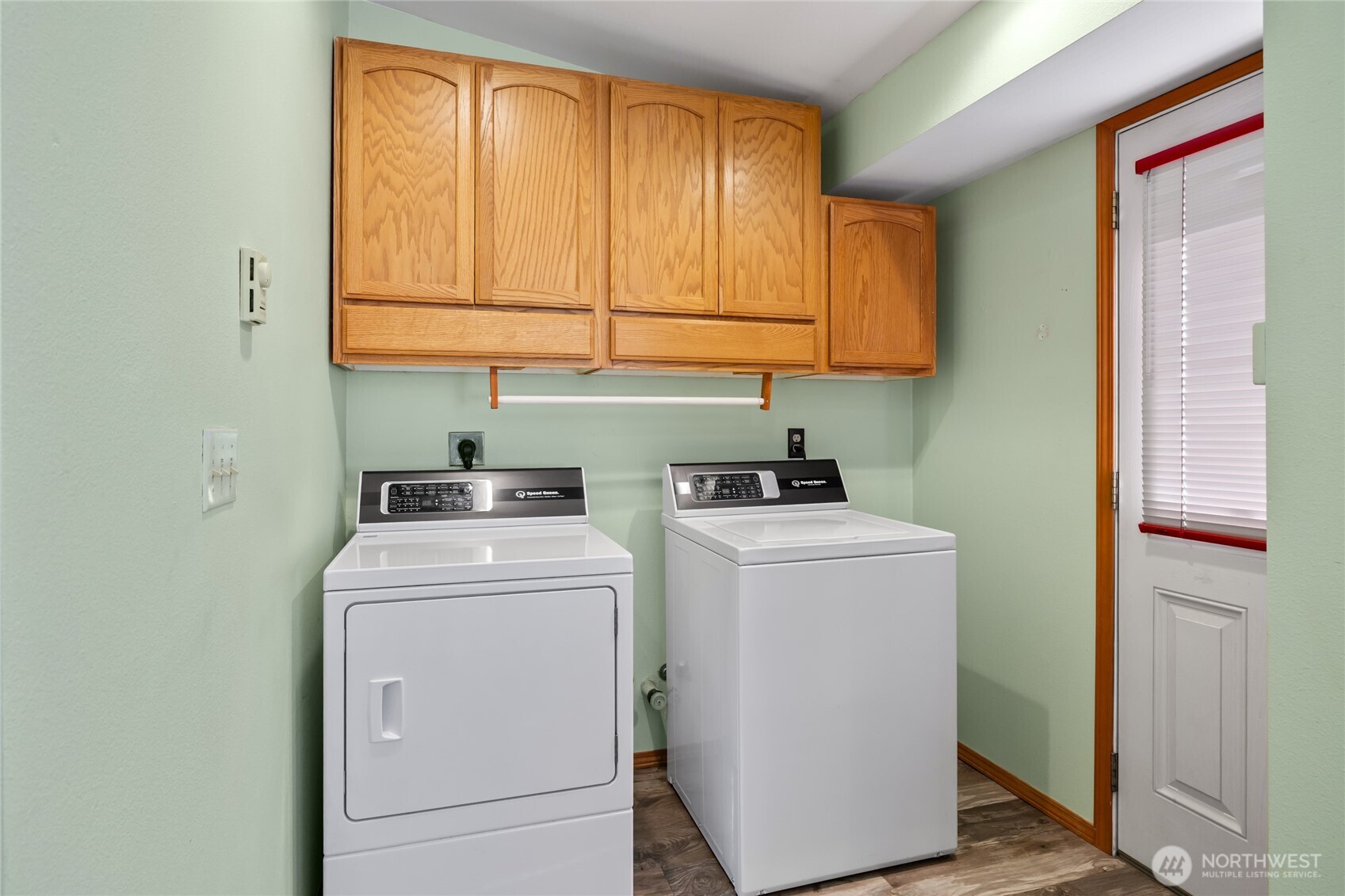 250 Danko Road Cle Elum, WA 98922 - Photo 28 of 38 a utility room with dryer and washer