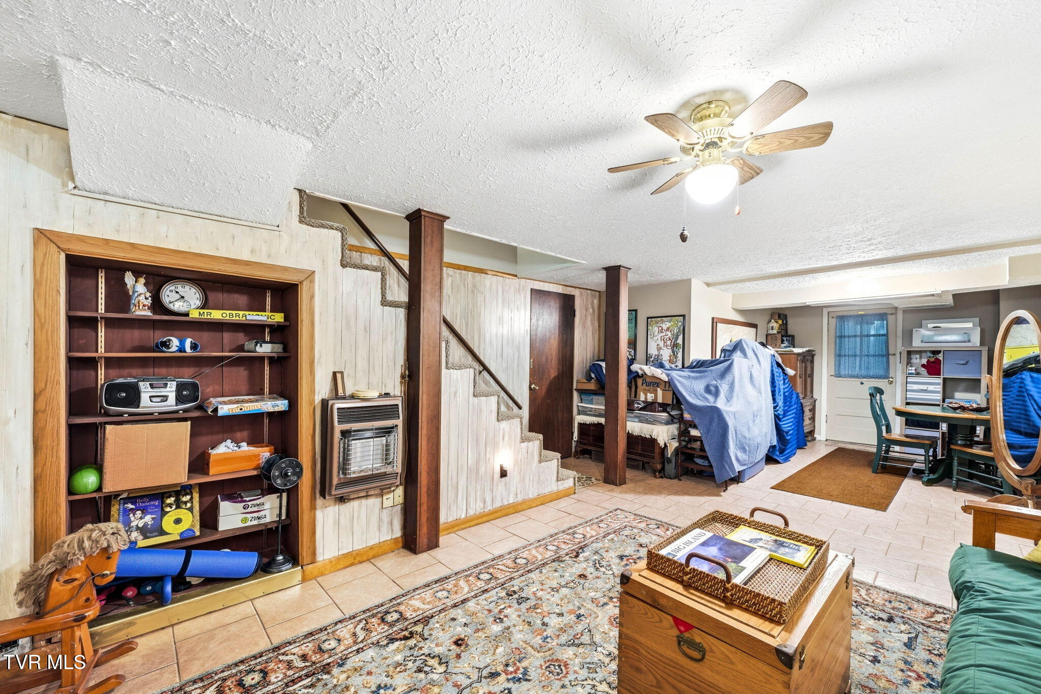 635 Robin Circle Bristol, VA 24202 - Photo 17 of 31 8-web-or-mls-635 Robin Cir-16