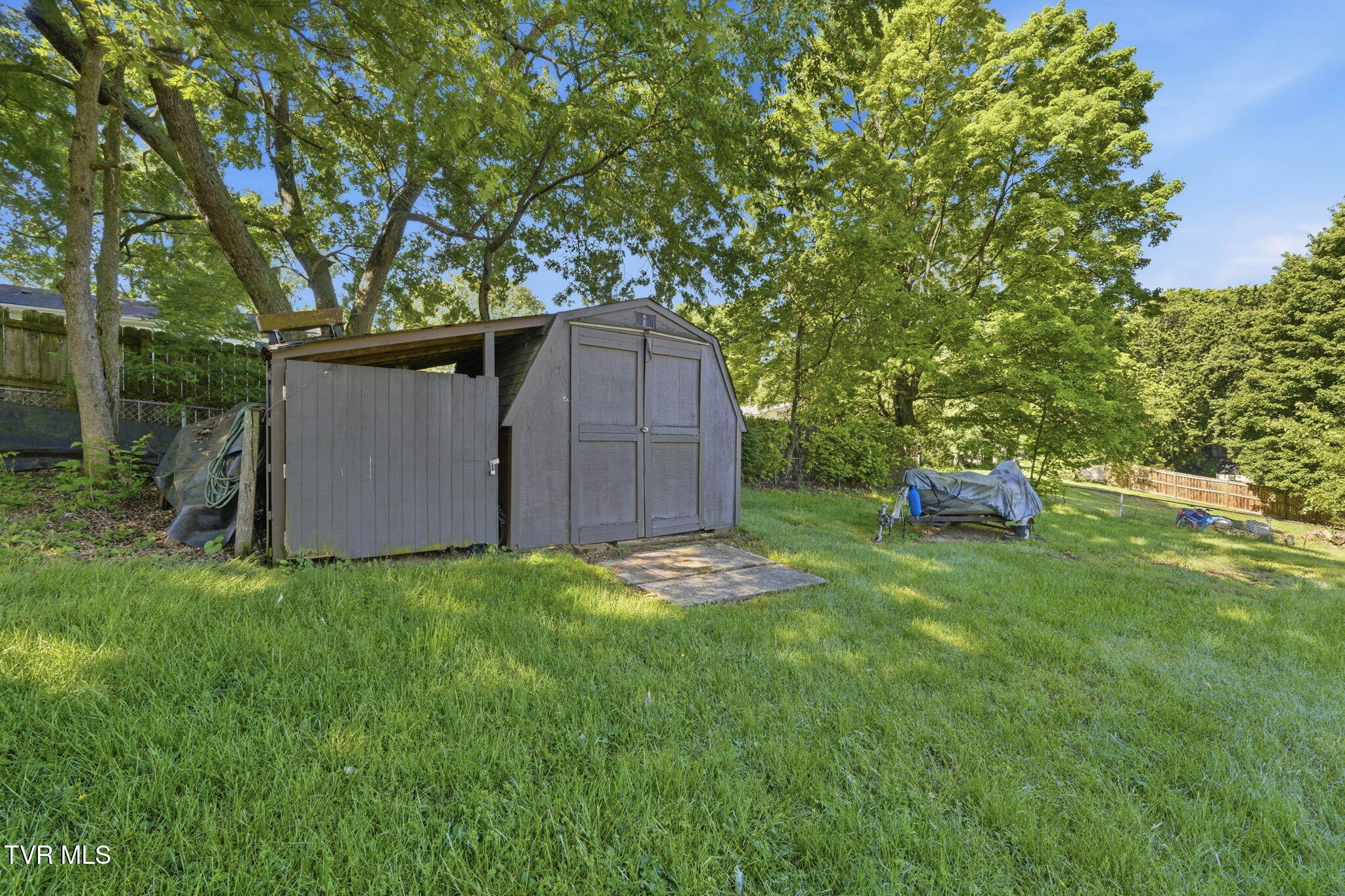 635 Robin Circle Bristol, VA 24202 - Photo 23 of 31 16-web-or-mls-635 Robin Cir-23