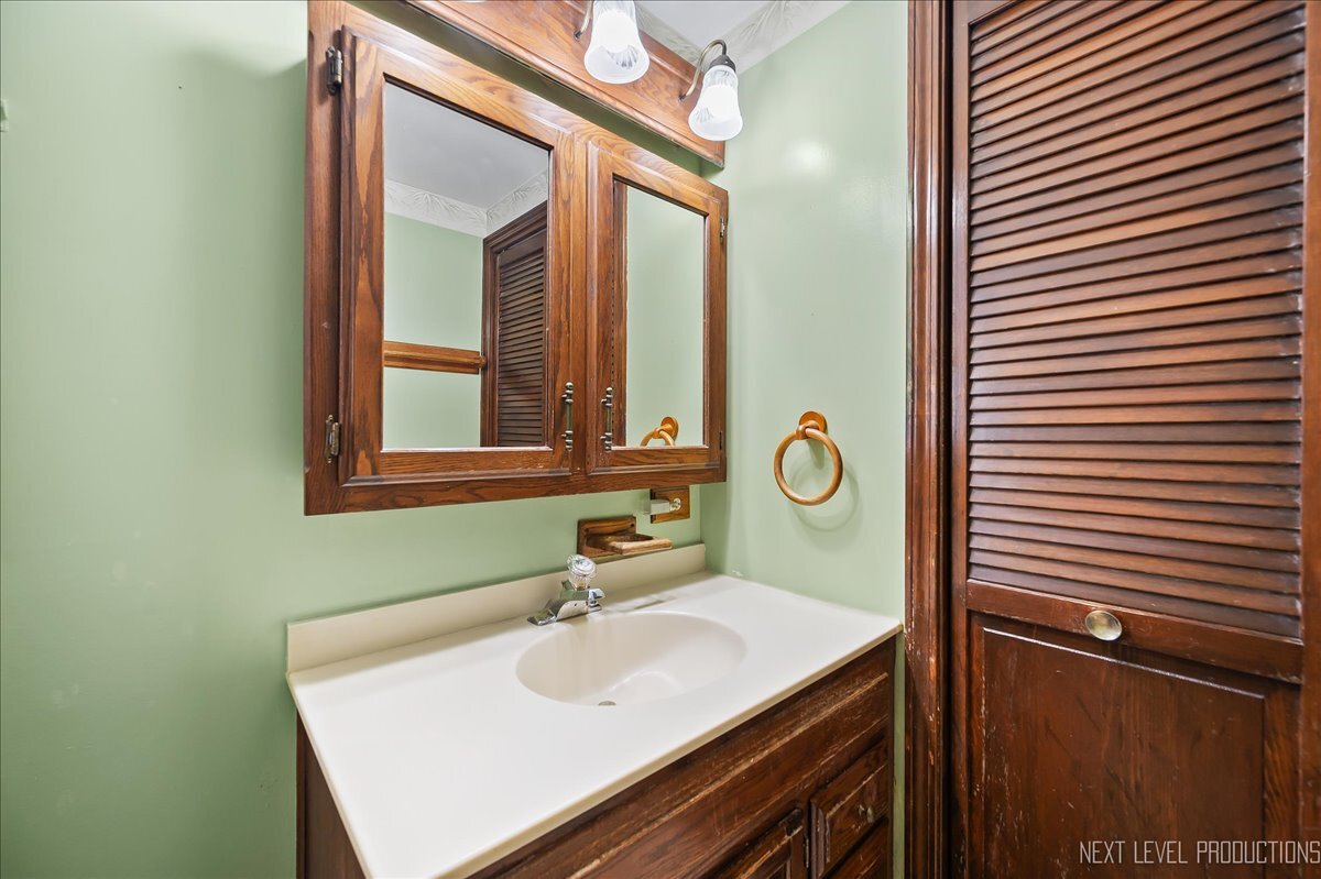 524 Walnut Street Batavia, IL 60510 - Photo 17 of 28 Gallery Image 17