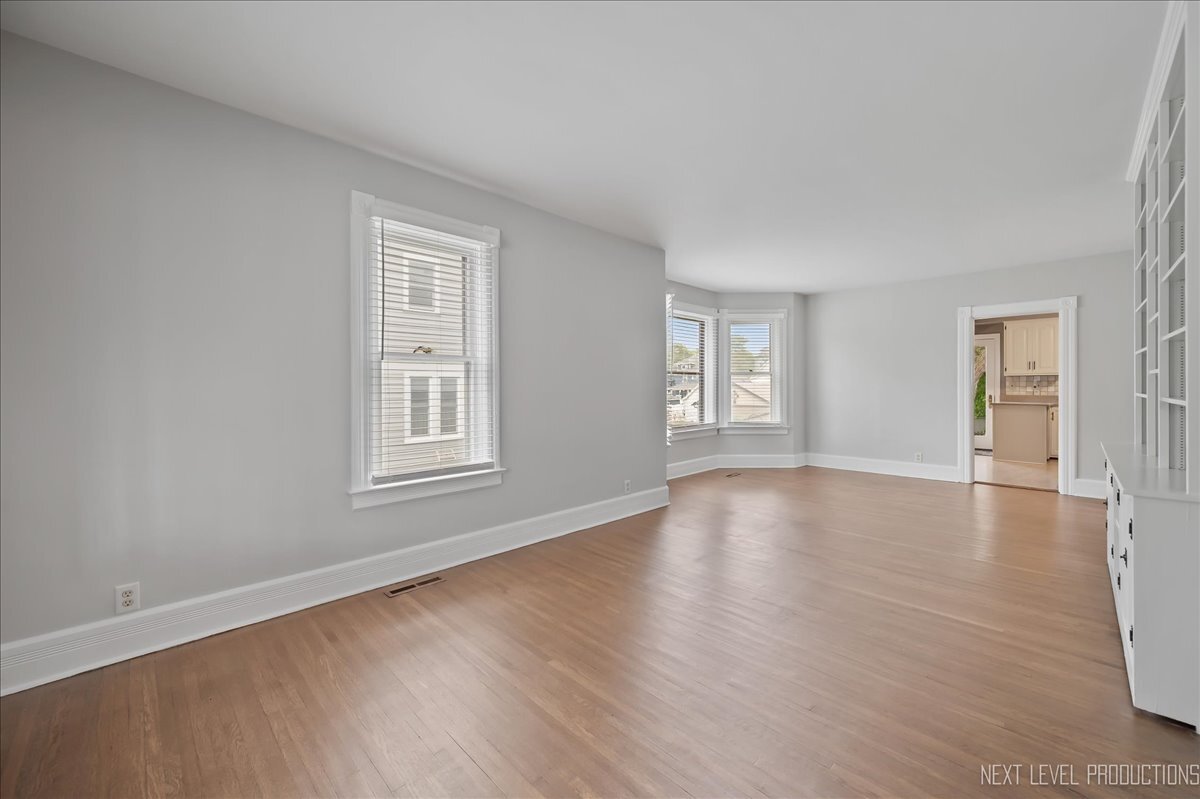 524 Walnut Street Batavia, IL 60510 - Photo 6 of 28 Gallery Image 6