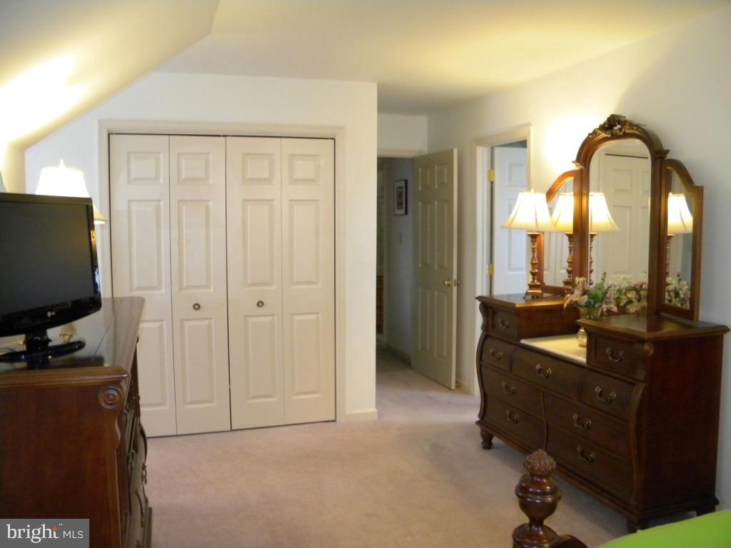 107 Chelsea Loop Lancaster, PA 17602 - Photo 14 of 22 Gallery Image 14