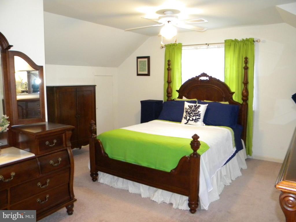 107 Chelsea Loop Lancaster, PA 17602 - Photo 15 of 22 Gallery Image 15
