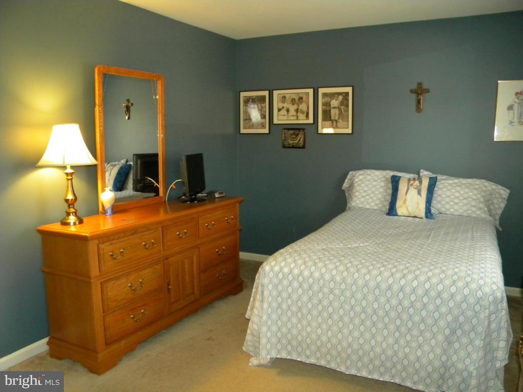 107 Chelsea Loop Lancaster, PA 17602 - Photo 17 of 22 Gallery Image 17