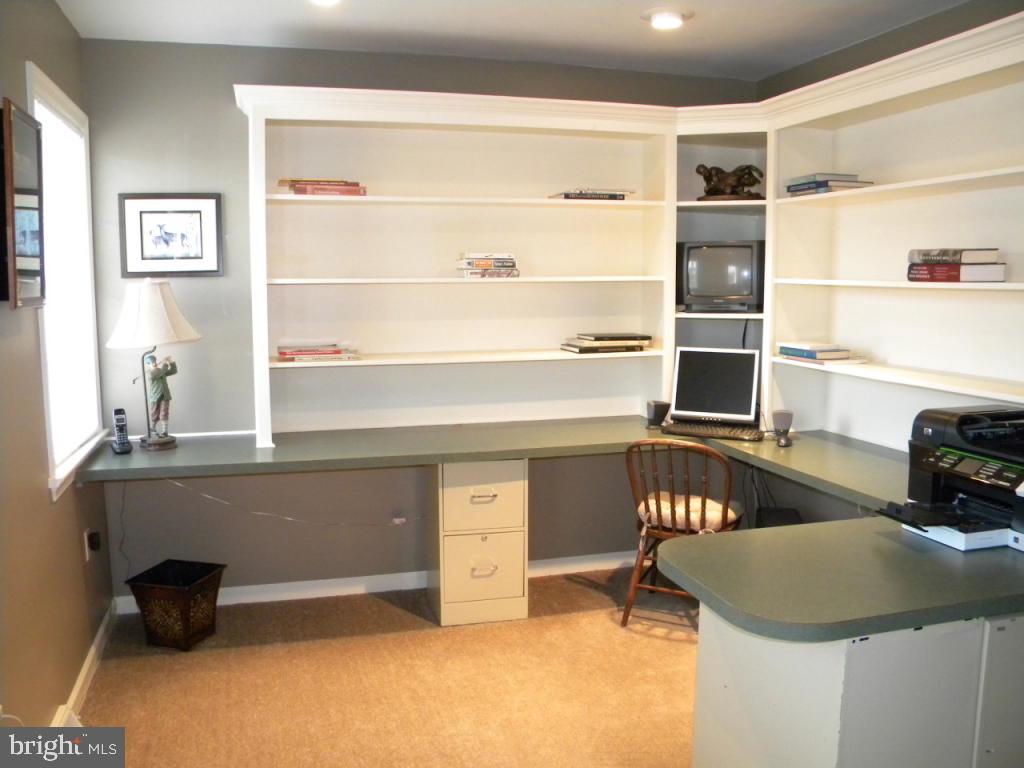 107 Chelsea Loop Lancaster, PA 17602 - Photo 20 of 22 Gallery Image 20