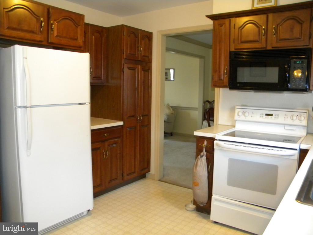 107 Chelsea Loop Lancaster, PA 17602 - Photo 8 of 22 Gallery Image 8