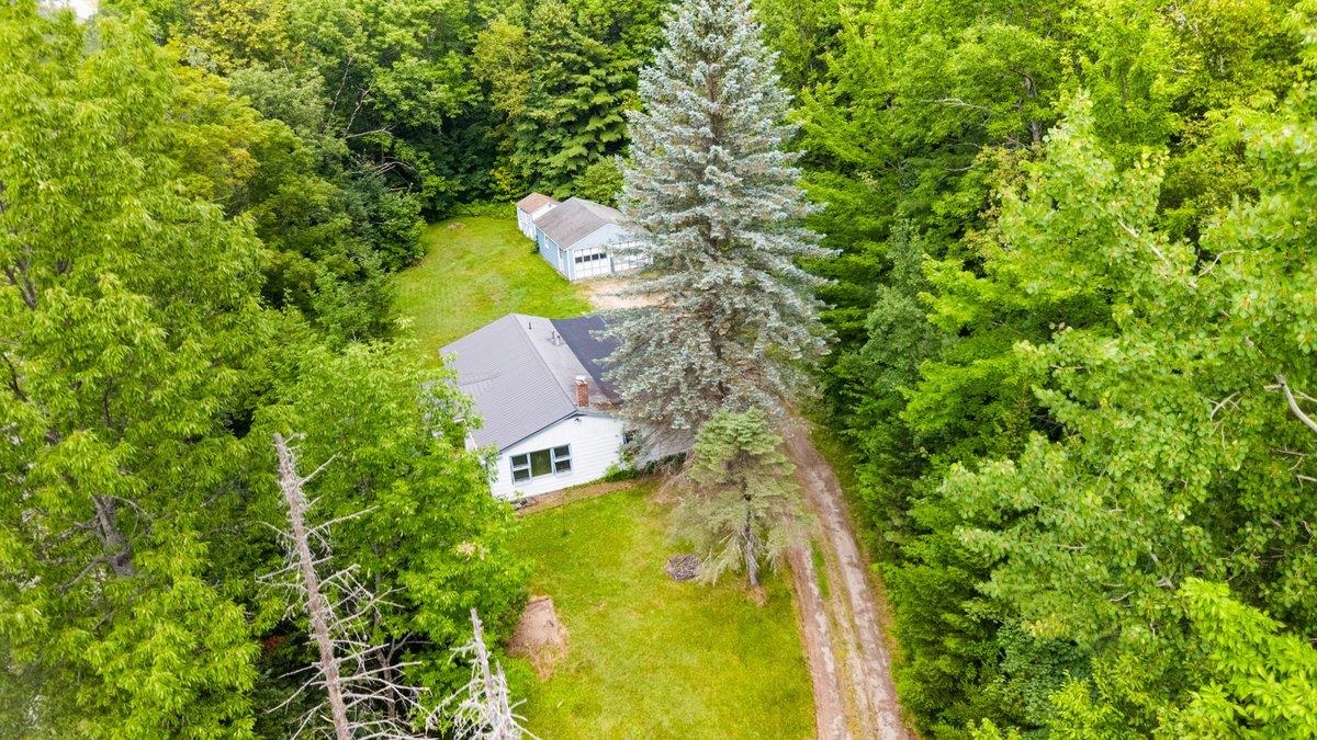1790 Us 115 Whitefield, NH 03598 - Photo 3 of 30 Gallery Image 3