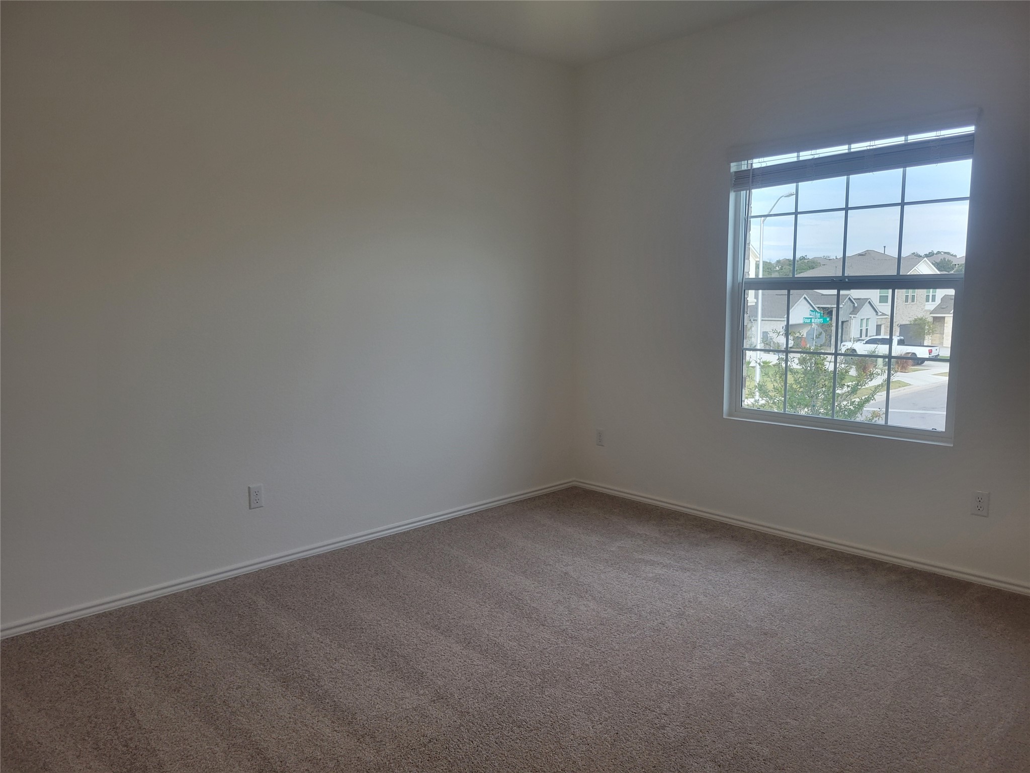 2013 Four Waters Loop Georgetown, TX 78628 - Photo 11 of 40