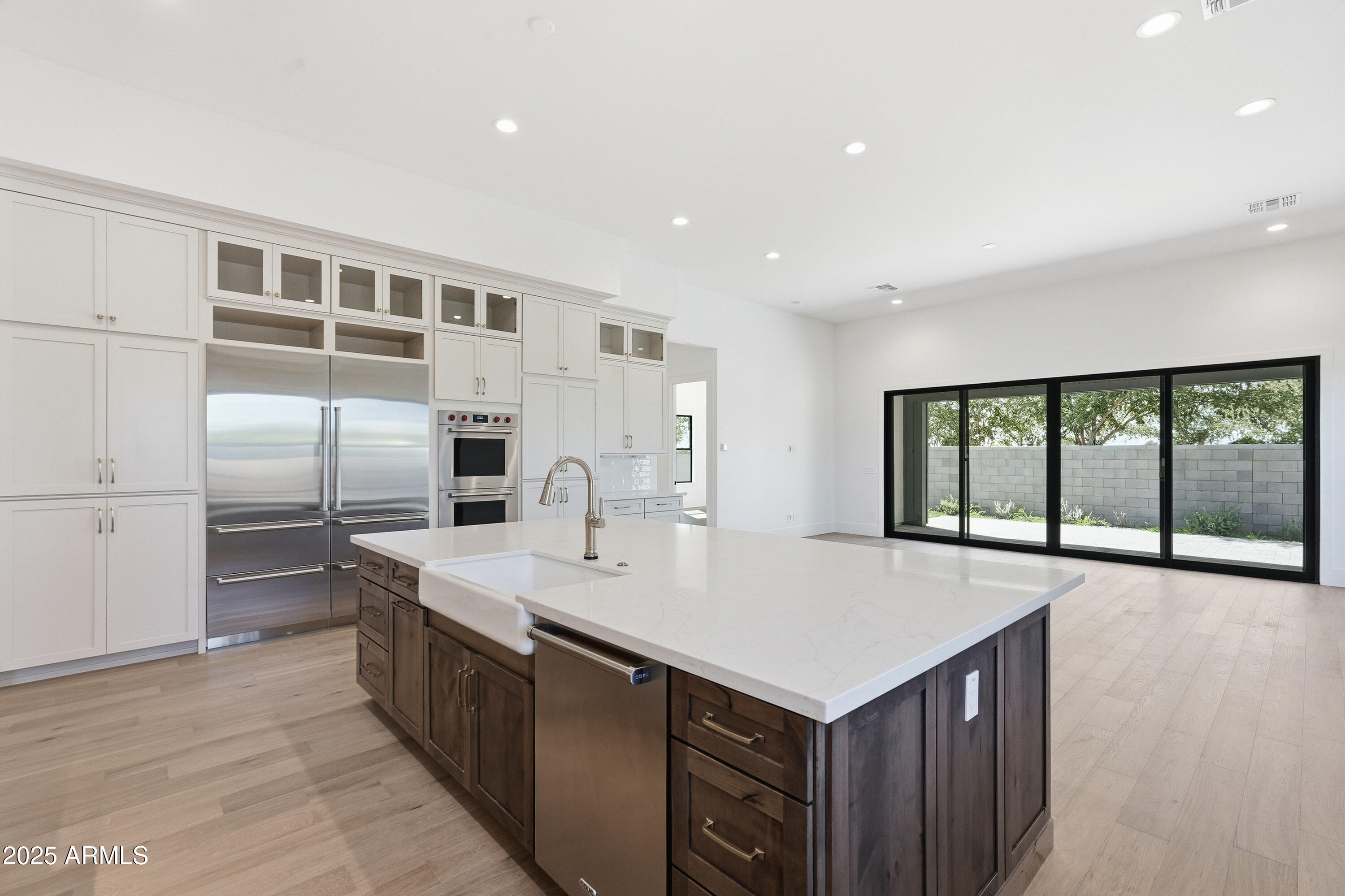 3326 South Stuart Court Gilbert, AZ 85297 - Photo 12 of 88 ListerPros-10