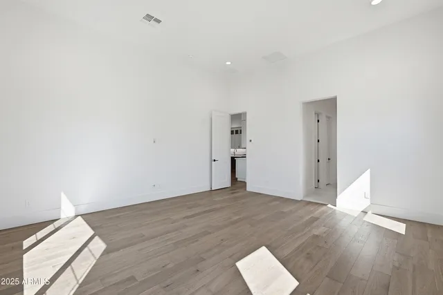 a view of an empty walk in closet