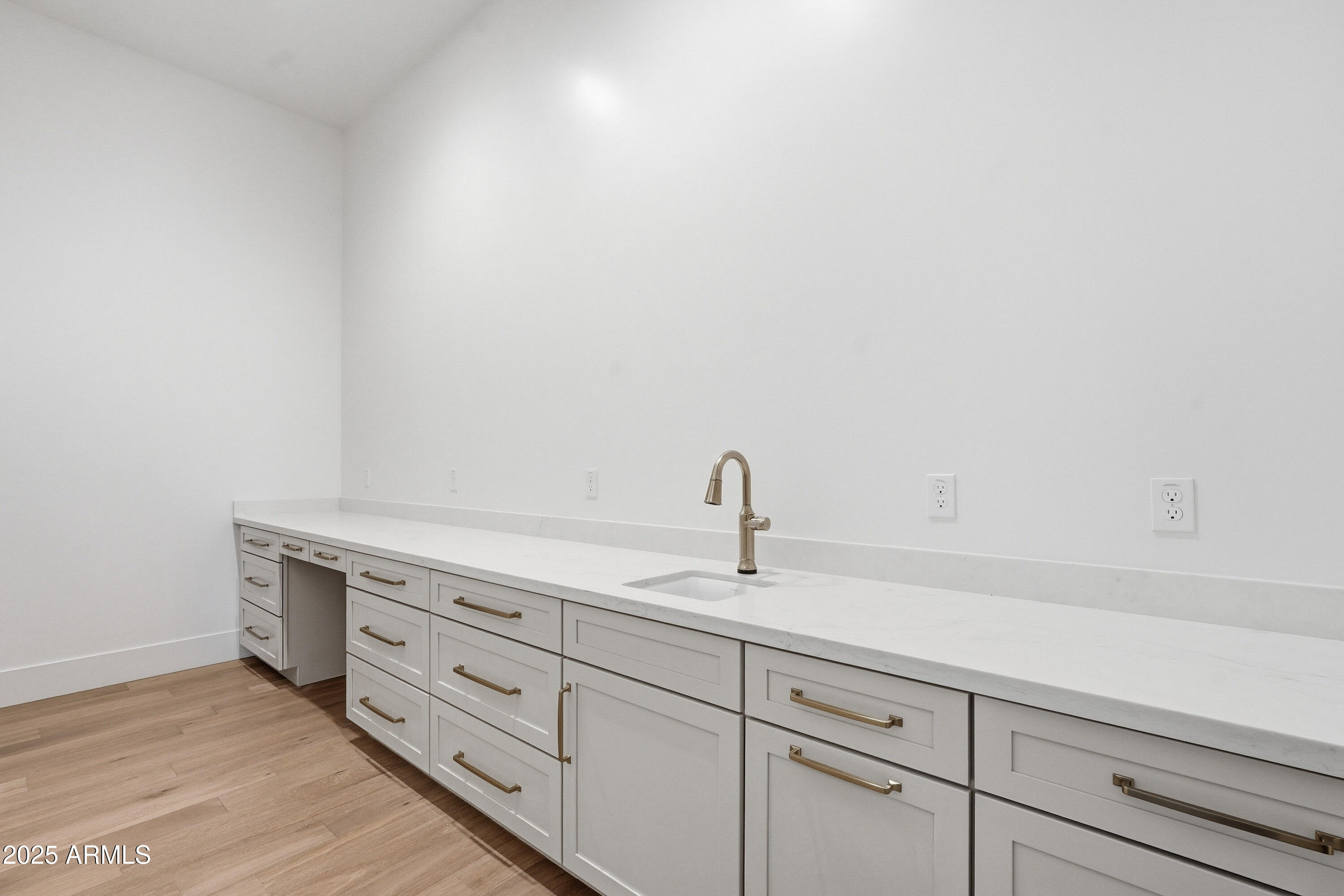 3326 South Stuart Court Gilbert, AZ 85297 - Photo 50 of 88 ListerPros-45