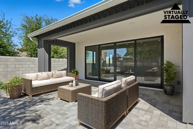 $1,688,000 | 3326 South Stuart Court, Gilbert, AZ 85297