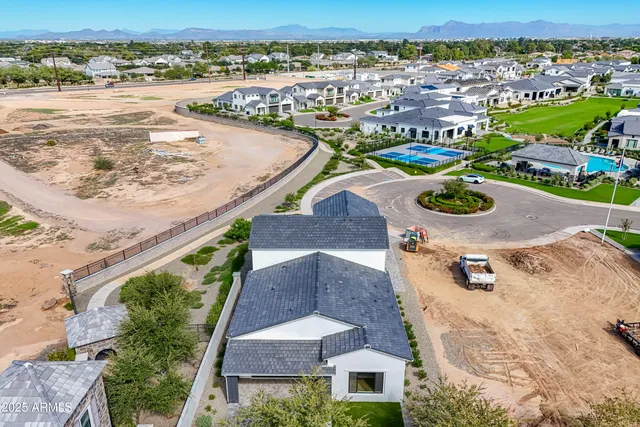 $1,688,000 | 3326 South Stuart Court, Gilbert, AZ 85297