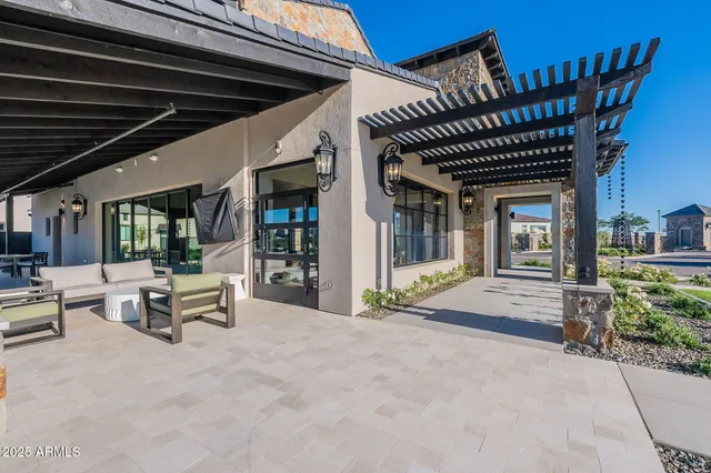 $1,688,000 | 3326 South Stuart Court, Gilbert, AZ 85297