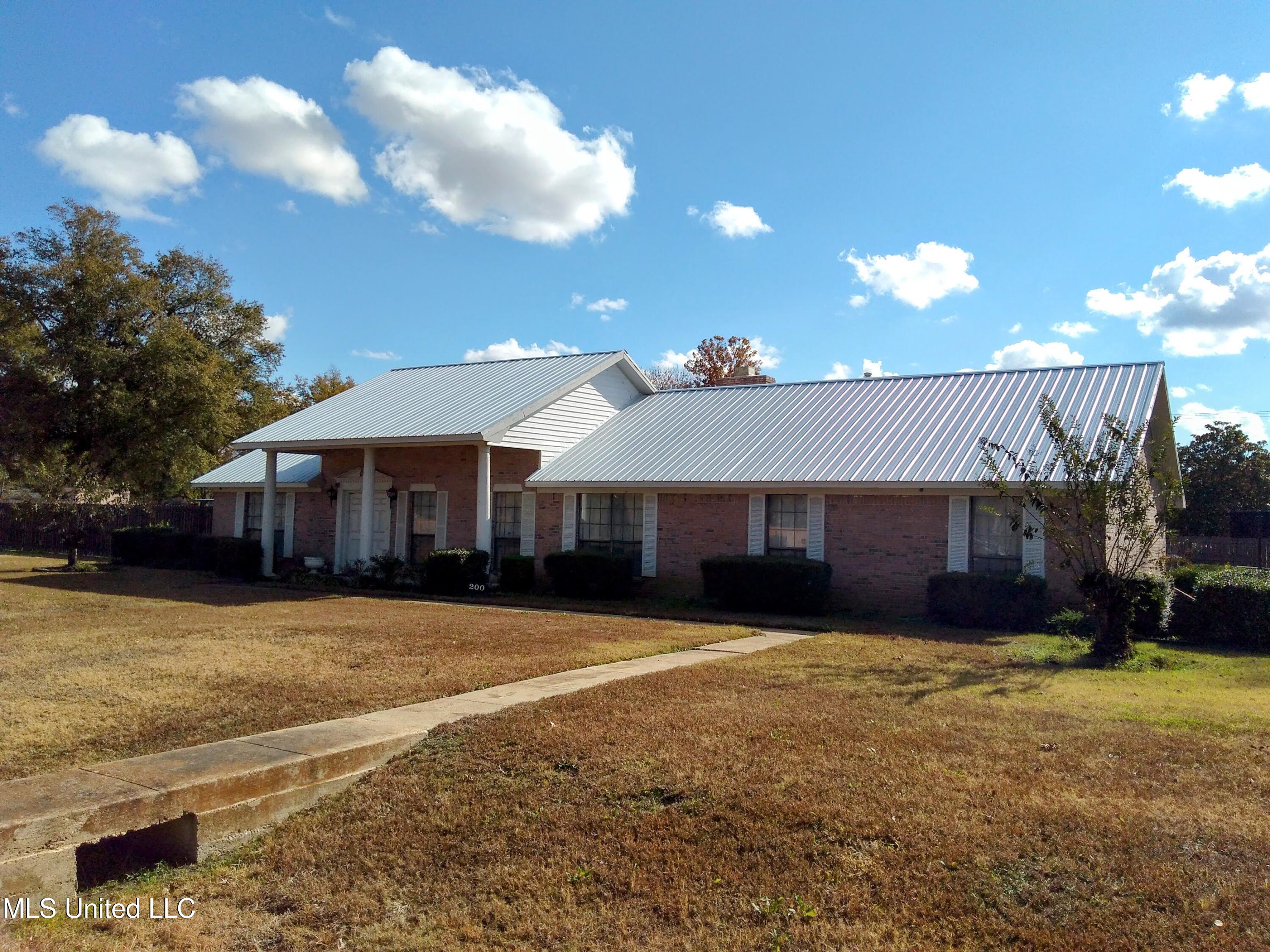 200 Flemming Lane Indianola, MS 38751 - Photo 1 of 20 IMG_20251114_130528570-EDIT