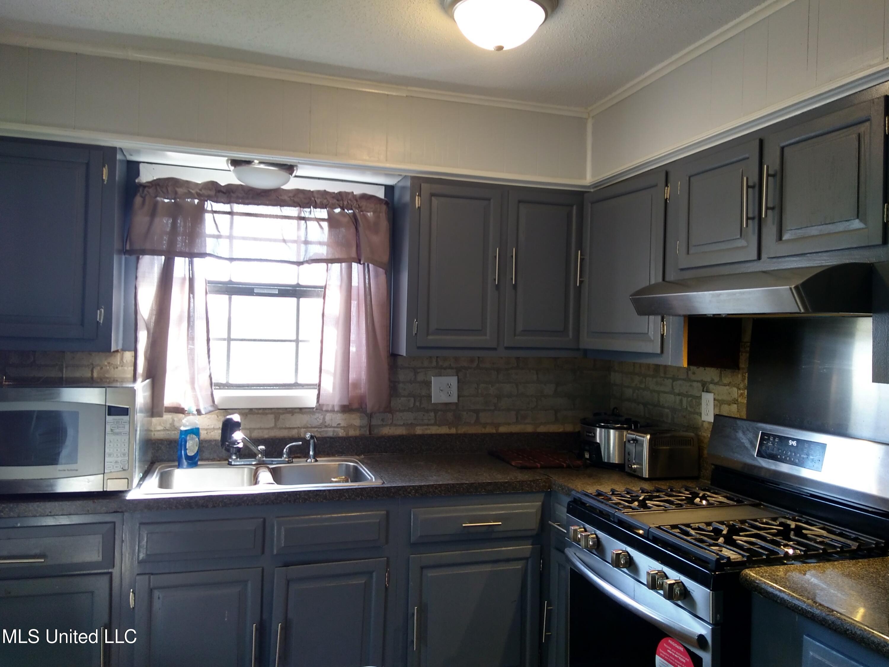 200 Flemming Lane Indianola, MS 38751 - Photo 14 of 20 IMG_20251117_132134078_HDR