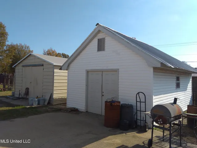 $199,500 | 200 Flemming Lane, Indianola, MS 38751